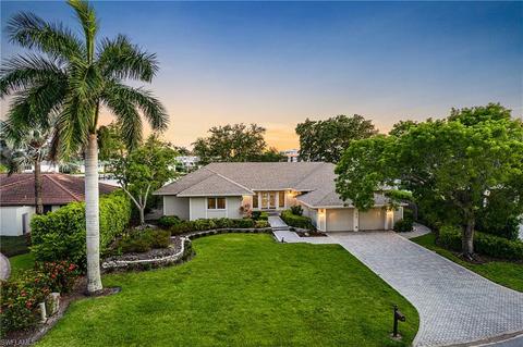 210 Bay Pt, Naples, FL 34103 photo 6