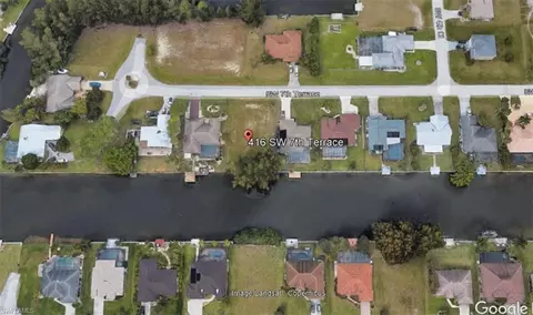 416 SW 7th Ter, Cape Coral, FL 33991