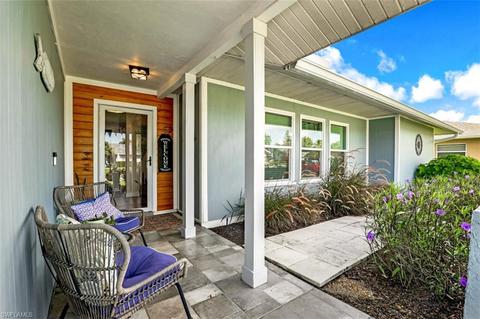 217 Dent Dr, Naples, FL 34112 photo 2