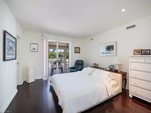 2680 Lantern Ln, Naples, FL 34102 photo 11