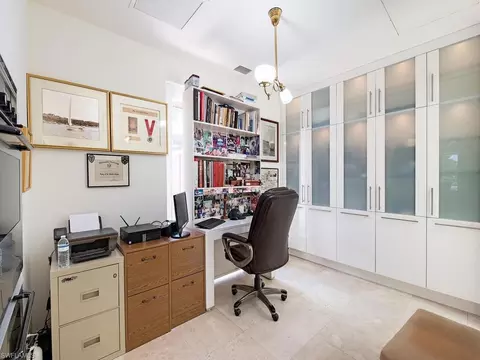 2680 Lantern Ln, Naples, FL 34102 photo 7