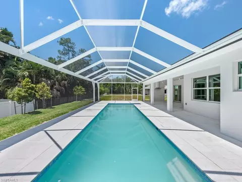 Exterior - 83 Willowick Dr, Naples, FL 34110 photo 4 of 7