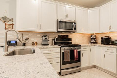 7786 Jacaranda Ln, Naples, FL 34114 photo 6