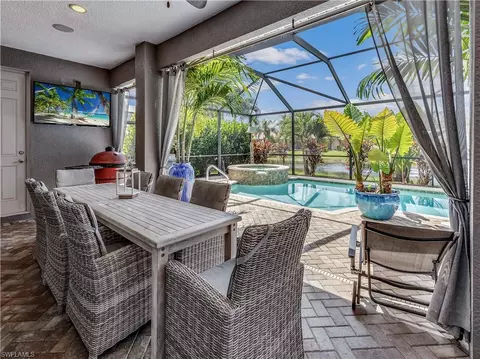 7632 Martino Cir, Naples, FL 34112