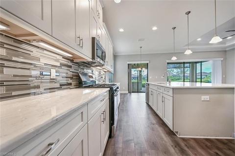 8754 Cavano St E, Naples, FL 34119 photo 5