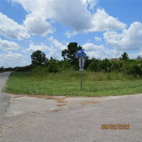 Corner Lot, Lehigh Acres, FL 33976