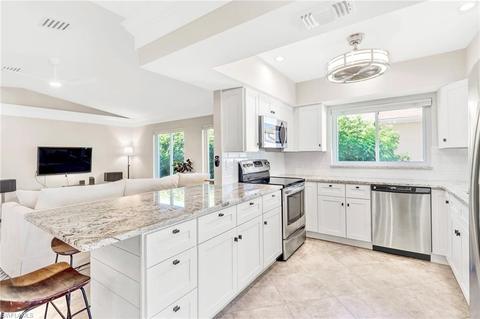 511 99th Ave N, Naples, FL 34108 photo 5