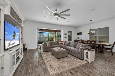 3268 Pilot Cir, Naples, FL 34120 photo 2