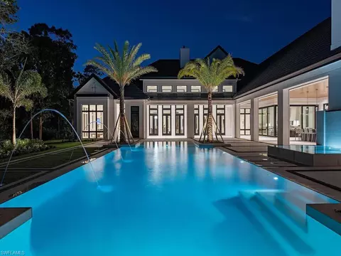 2652 Coach House Ln, Naples, FL 34105