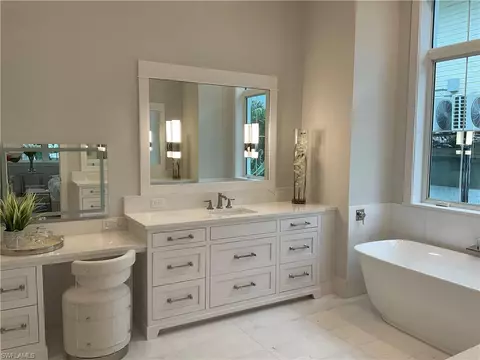 Bath - 1675 Mullet Ct, Naples, FL 34102 photo 1 of 5