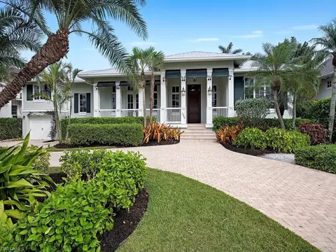 1925 7th St S, Naples, FL 34102 photo 2