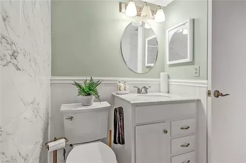 37 High Point Cir E #101, Naples, FL 34103 photo 7