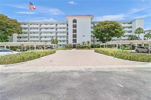 37 High Point Cir E #101, Naples, FL 34103 photo 13