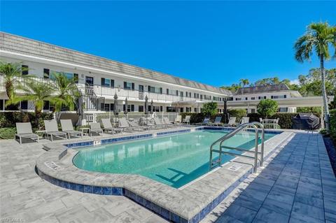 252 Banyan Blvd #252, Naples, FL 34102 photo 4