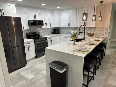 9874 Winterview Dr, Naples, FL 34109 photo 10