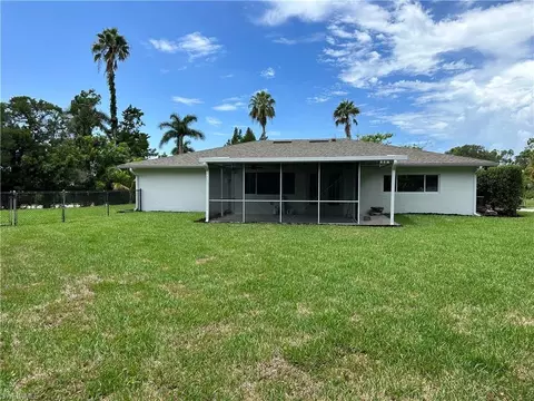 9874 Winterview Dr, Naples, FL 34109 photo 8