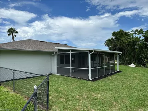 9874 Winterview Dr, Naples, FL 34109 photo 7