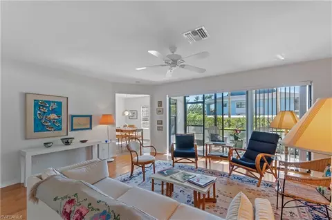 802 10th Ave S #802, Naples, FL 34102 photo 4