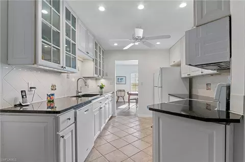 802 10th Ave S #802, Naples, FL 34102 photo 7