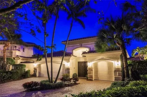 1108 Grand Isle Dr, Naples, FL 34108