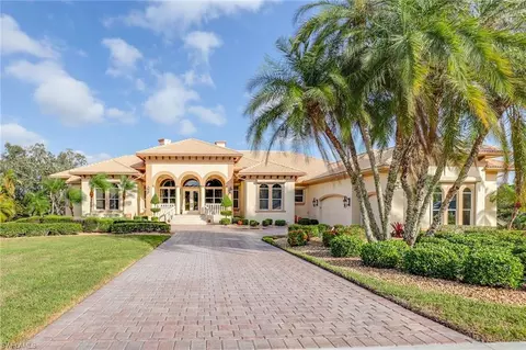 729 Inlet Dr, Marco Island, FL 34145