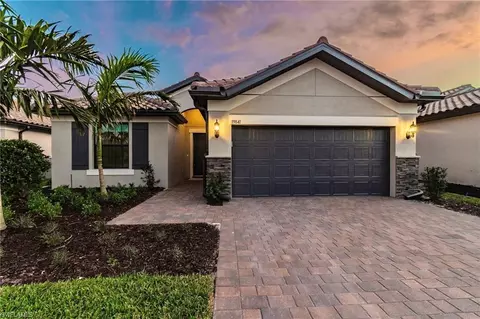 19841 The Place Blvd, Estero, FL 33928