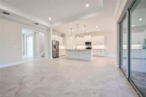 28113 Captiva Shell Loop, Bonita Springs, FL 34135