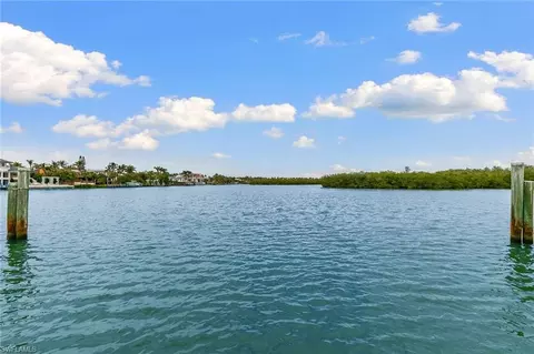 7 Sabre Ln, Naples, FL 34102 photo 6