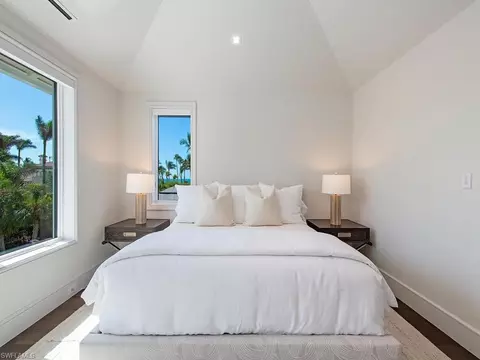Bedroom - 2060 Gordon Dr, Naples, FL 34102 photo 5 of 5