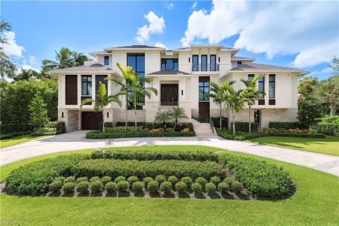 Exterior - 2060 Gordon Dr, Naples, FL 34102 photo 1 of 7