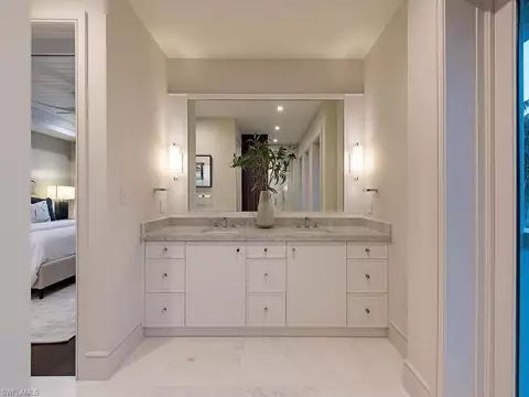 Bath - 2060 Gordon Dr, Naples, FL 34102 photo 6 of 9