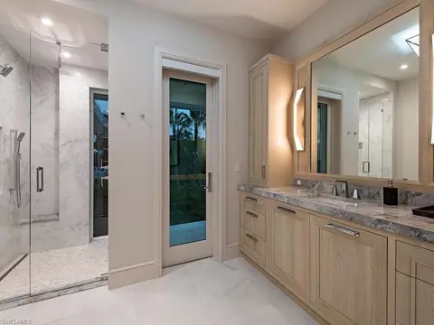 Bath - 2060 Gordon Dr, Naples, FL 34102 photo 8 of 9