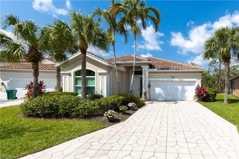 345 Harvard Ln, Naples, FL 34104