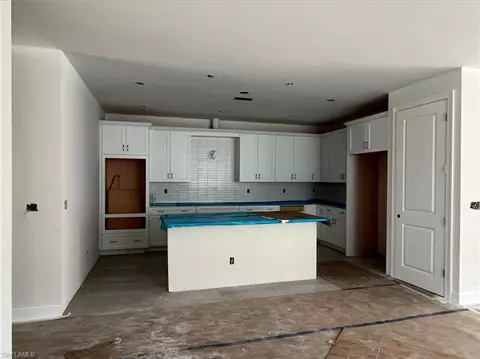 Kitchen - 9232 Cayman Dr, Naples, FL 34114 photo 1 of 2