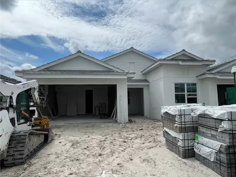 9236 Cayman Dr, Naples, FL 34114
