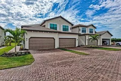 2372 Anguilla Dr #101, Naples, FL 34120