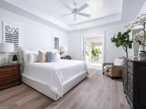 541 4th Ave S, Naples, FL 34102 photo 12