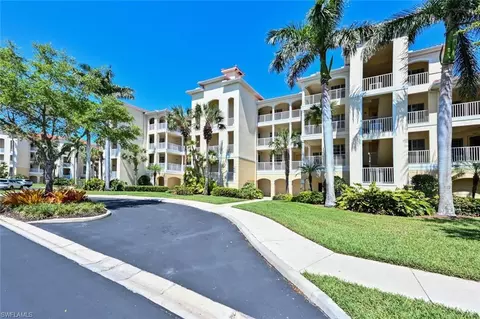 4873 Hampshire Ct #5-105, Naples, FL 34112
