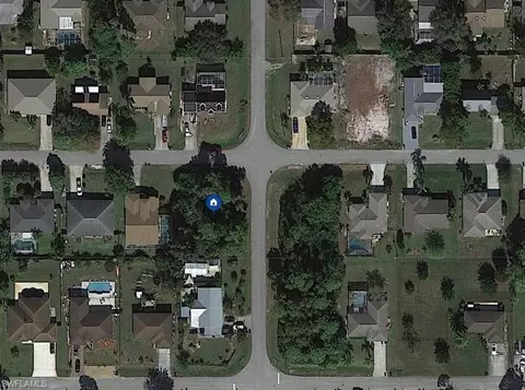 9068 Cypress Dr S, Fort Myers, FL 33967