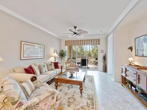 4884 Hampshire Ct #7-104, Naples, FL 34112