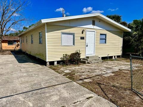 1815 Henderson Ave, Fort Myers, FL 33916 | 23 Photos | MLS #223025176 ...