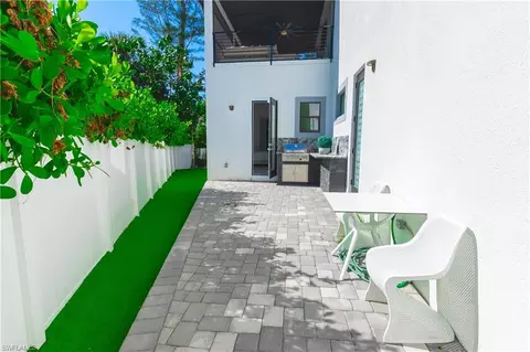 4064 Full Moon Ct, Naples, FL 34112 photo 8