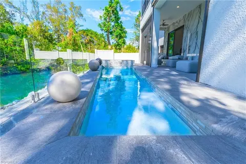 4064 Full Moon Ct, Naples, FL 34112 photo 4