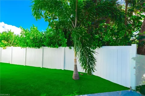 4064 Full Moon Ct, Naples, FL 34112 photo 10