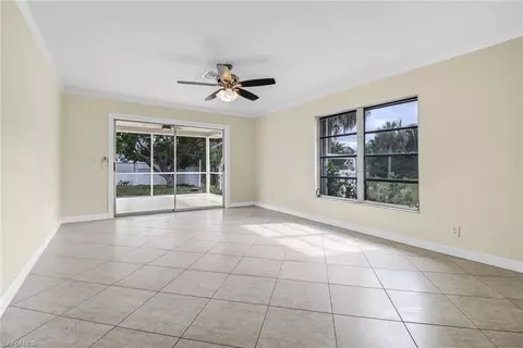 Living - 605 97th Ave N, Naples, FL 34108 photo 2 of 5