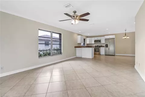 Living - 605 97th Ave N, Naples, FL 34108 photo 4 of 5