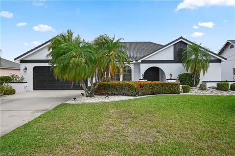 905 SW 54th Ln, Cape Coral, FL 33914