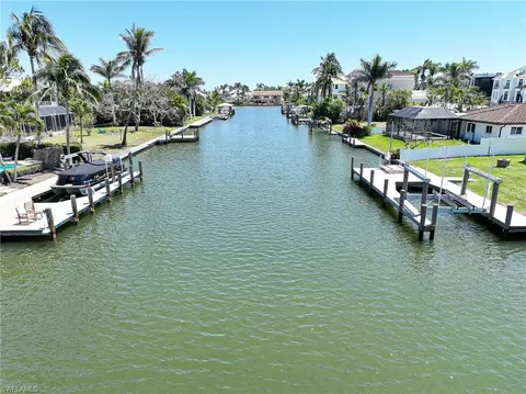 177 Channel Dr, Naples, FL 34108 photo 15