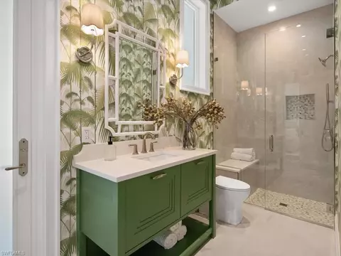 Bath - 620 Binnacle Dr, Naples, FL 34103 photo 2 of 2
