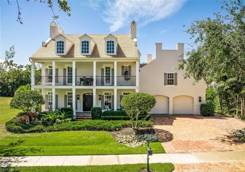 1444 Hemingway Pl, Naples, FL 34103